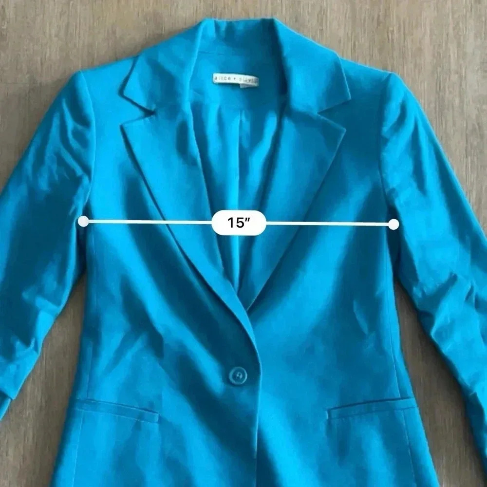 Alice + Olivia Pailey Fitted Notch Collar Blazer - Ocean Blue Linen - Size 0 - Picture 12 of 14